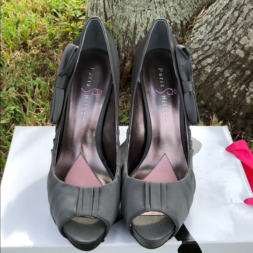 Shoes - Picture 3 of 3